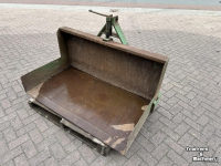 Tractor tipping boxes  Grondbak