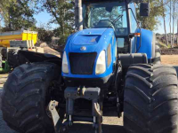 Tractor New Holland TVT 145 Met Fronthef, Motor defect