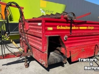 Silage-block distribution wagon Schuitemaker Amigo S20