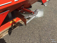 Fertilizer spreader Rauch Axis 30.1 W (weegstrooier)