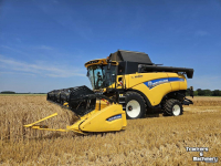 Combine New Holland CX 8.70