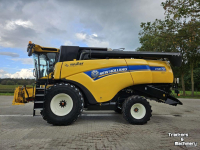 Combine New Holland CX 8.70