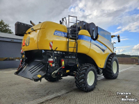 Combine New Holland CX 8.70