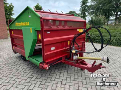 Silage-block distribution wagon Strautmann BVW