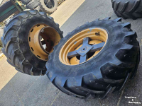 Wheels, Tyres, Rims & Dual spacers  Dubbellucht naast 20.5R25. Shovel