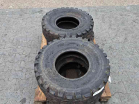 Wheels, Tyres, Rims & Dual spacers  10.0/80-12 6ply