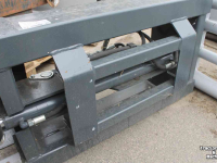 Bale clauw Sonarol CBP SNR 2300/2 balenklem pakkenklem ronde balen en vierkante pakken euro voorlader aankoppeling