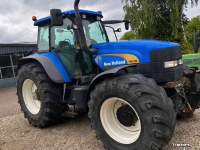 Tractor New Holland TM190 Tractor