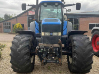 Tractor New Holland TM190 Tractor