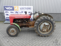 Oldtimers Massey Ferguson FE35