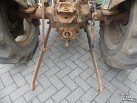 Oldtimers Massey Ferguson FE35