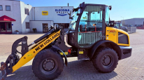   W50C Tool Carrier Shovel