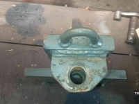 Used parts for tractors Massey Ferguson Topdrukcilindersteun Dyna-6 Slede