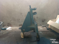 Diverse used spare-parts Massey Ferguson TOPDRUKCILINDERSTEUN DYNA-6 SLEDE