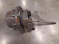 Used parts for tractors Massey Ferguson Eindaandrijving vooras links Dana