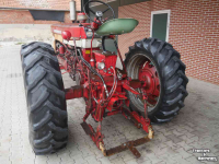Tractor International Farmall 560