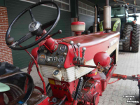 Tractor International Farmall 560