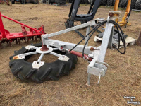 Feed sweeper wheel  Voerschuifband
