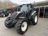Tractor Valtra N135 HiTech
