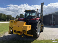 Tractor Massey Ferguson 6490 met herder MBK503LSH