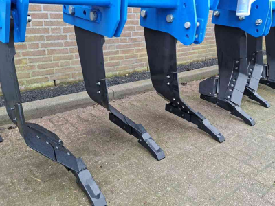 Deep subsoiler Overum Evogrubber 3.0 / Paragrubber