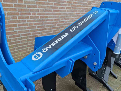 Deep subsoiler Overum Evogrubber 3.0 / Paragrubber