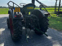 Tractor Fendt Farmer 1 met hef en maaibalk