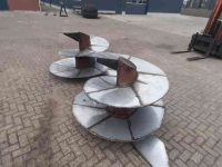Diverse used spare-parts  vijzels oplassen