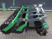 Disc harrow Awemak Ozyrys Schijveneg groenbemester bewerken