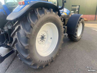 Tractor New Holland tm 120