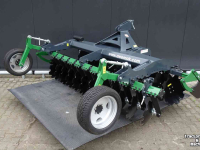 Disc harrow Hofstede OZYRYS Front schijveneg schijven eg front hef wielstel verkruimelrol