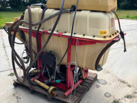 Other sprayers and accessories Vicon tank met pomp en kap