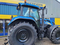 Tractors New Holland TVT155