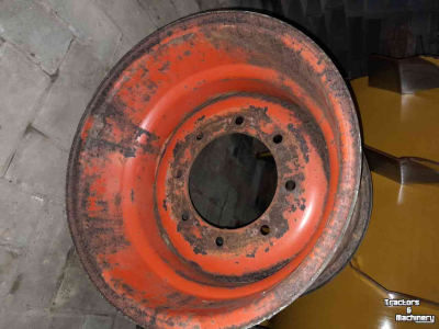 Wheels, Tyres, Rims & Dual spacers  velg DW14x22,5  8-gaats