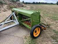 Seed drill Amazone D7-300