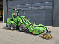 Wheelloader Avant 645i Rental mini-shovel