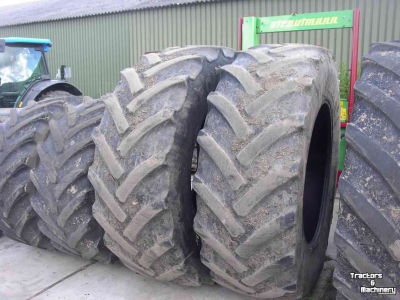 Wheels, Tyres, Rims & Dual spacers Mitas 650/75 x 42