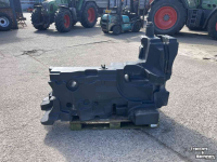 Used parts for tractors Fendt Brandstoftank | H743200060021