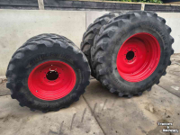 Wheels, Tyres, Rims & Dual spacers Bridgestone 520/85R38 420/85R28