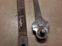 Diverse used spare-parts Massey Ferguson ONDERTREKHAAK