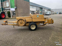 Balers Rivierre Casalis kleine balenpers