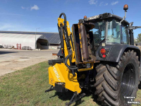 Mowing arm with flailmower Orsi river 355 compact Armklepelmaaier met heggenschaar