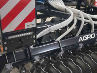 Seed drill  Vomusem zaaibakset 200l., 8uitl.,Dubbel fan, Isobus,GPS, zeer compleet
