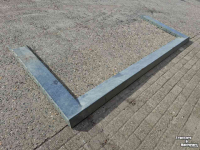 Other conveying equipment and accessories  Kipperstop voor bij de stortbak