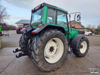 Tractor Valtra 6400