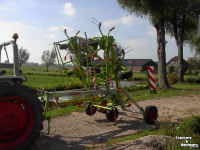 Tedder Claas Volto 870 T