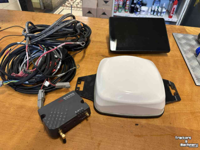 GPS steering systems and attachments Trimble xcn 1050