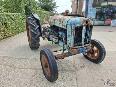 Tractor Fordson Major Diesel met gereviseerde motor!