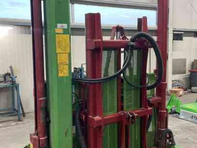 Silage block-cutter Strautmann HQ2800  met lift