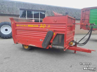 Silage-block distribution wagon Schuitemaker Amigo 30 S
